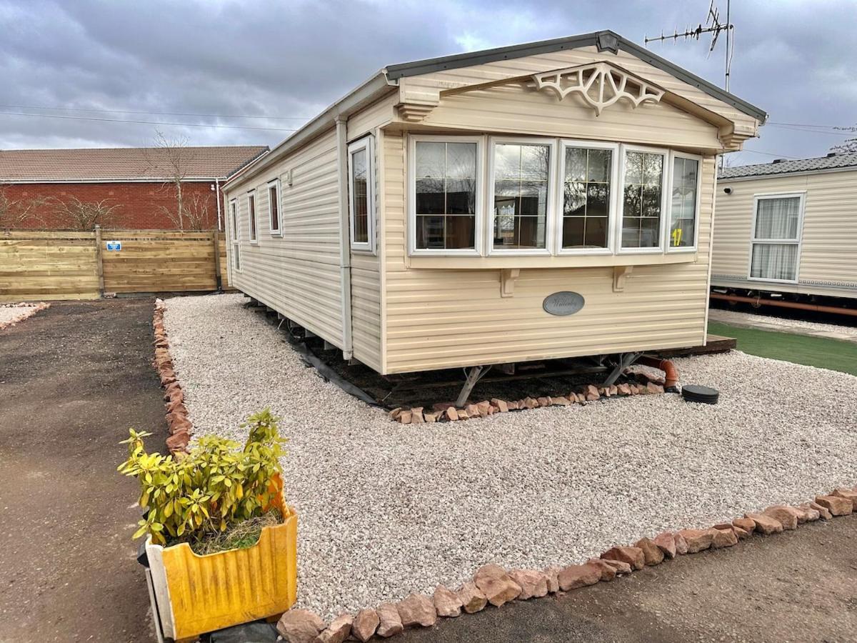 Willerby Granada 2-Bedroom Caravan, Glasgow Uddingston Exterior foto